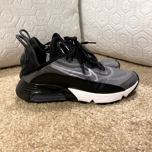 Women’s Nike Air Max 290